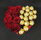 Słodkie serce - Ferrero Rocher i róże czerwone (2)